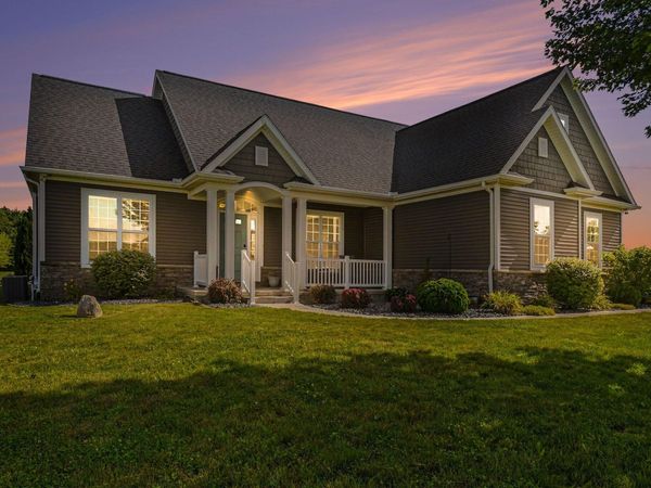 3181 Chamberlain Road, Buchanan, MI 49107