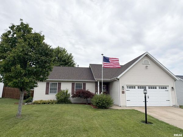 1909 STONERIDGE, Washington, IL 61571