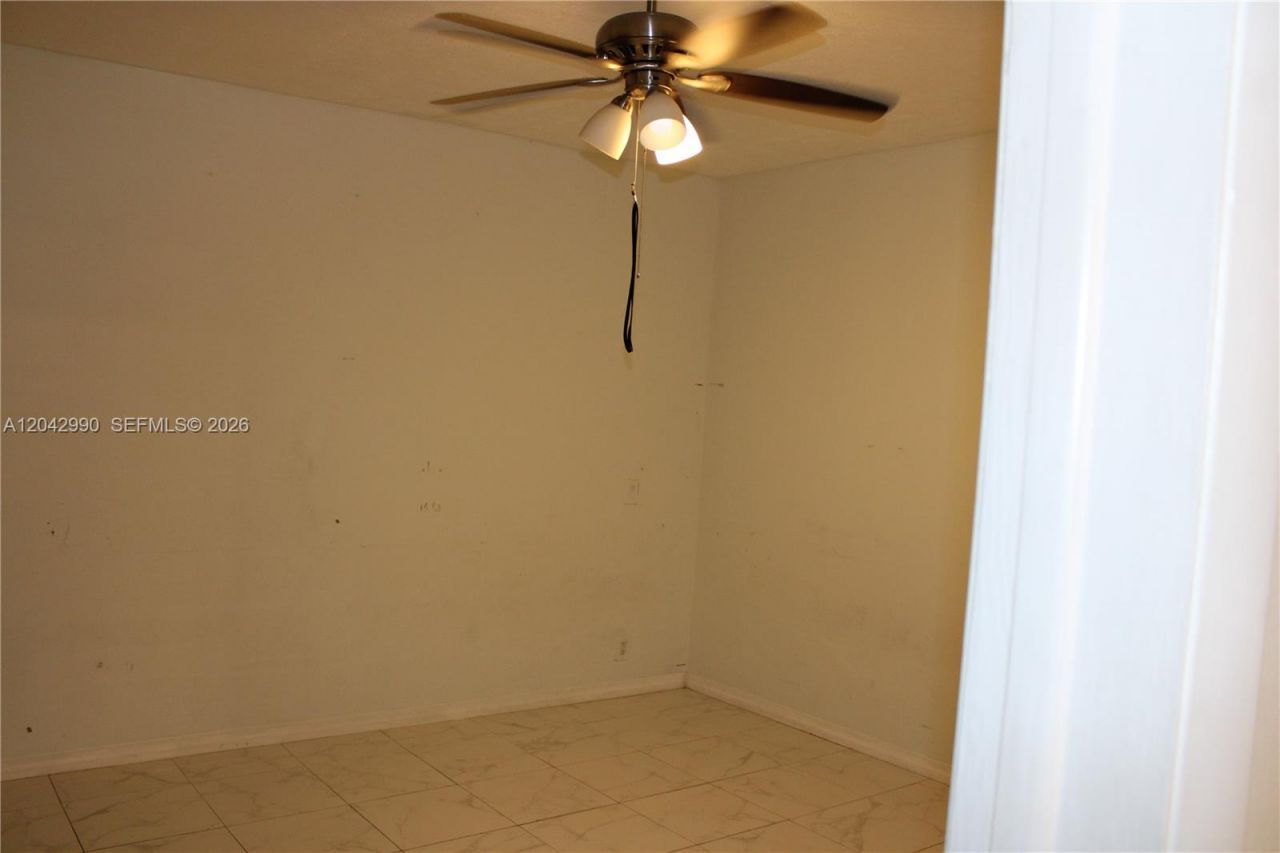 11512 NW 58th Ave, Hialeah, FL 33012 Photo