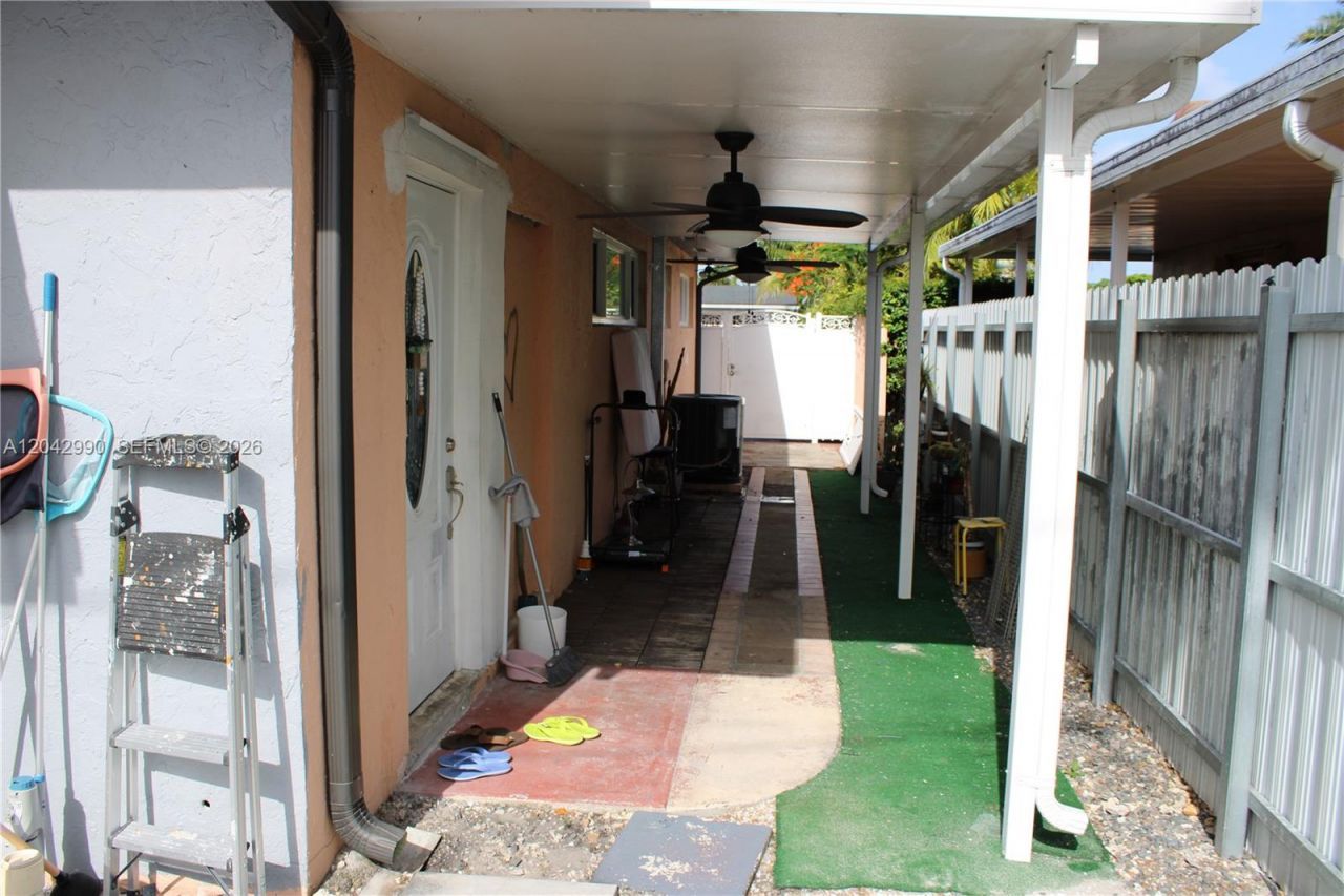 11512 NW 58th Ave, Hialeah, FL 33012 Photo