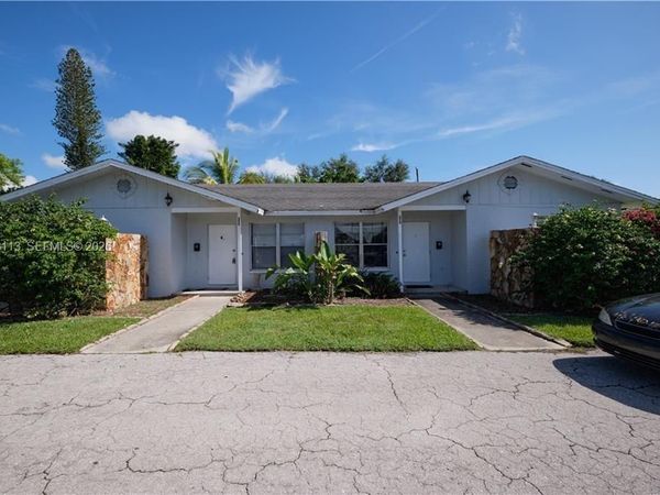 257 CAPE CORAL PKY E, Unit B, Cape Coral, FL 33904