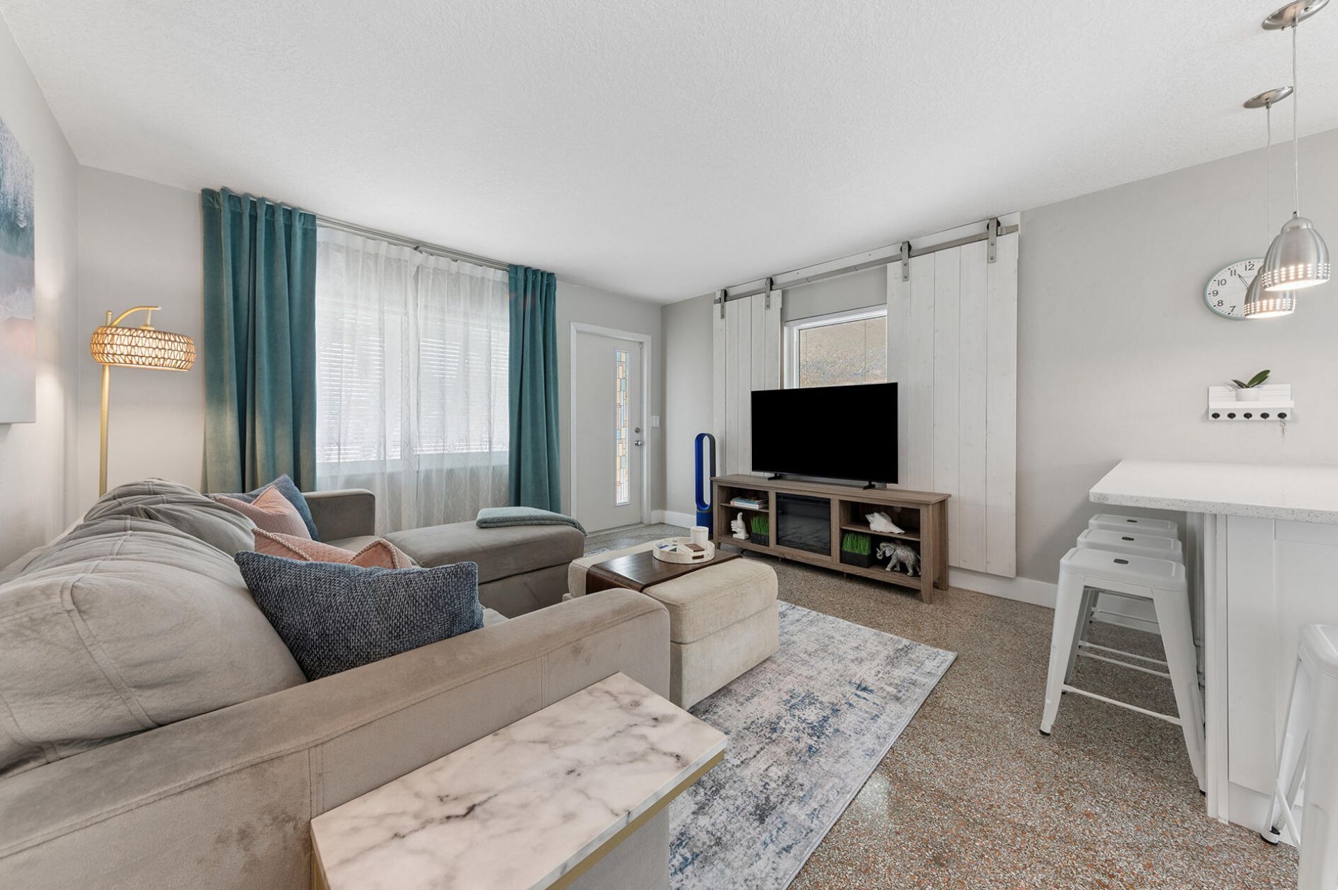 127 SW 10th Avenue, Boynton Beach, FL 33435 Photo