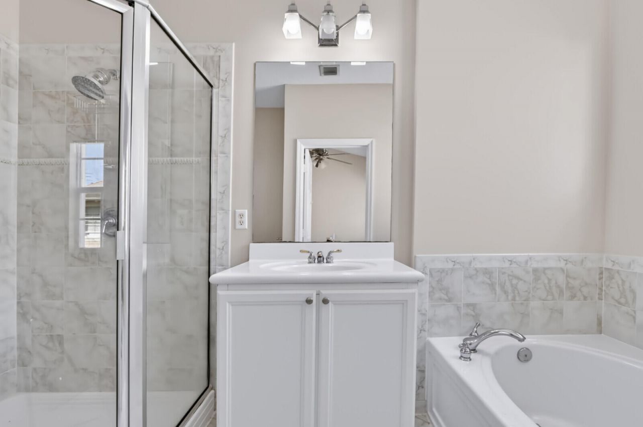 114 Locustberry Lane, Unit 105, Jupiter, FL 33458 Photo
