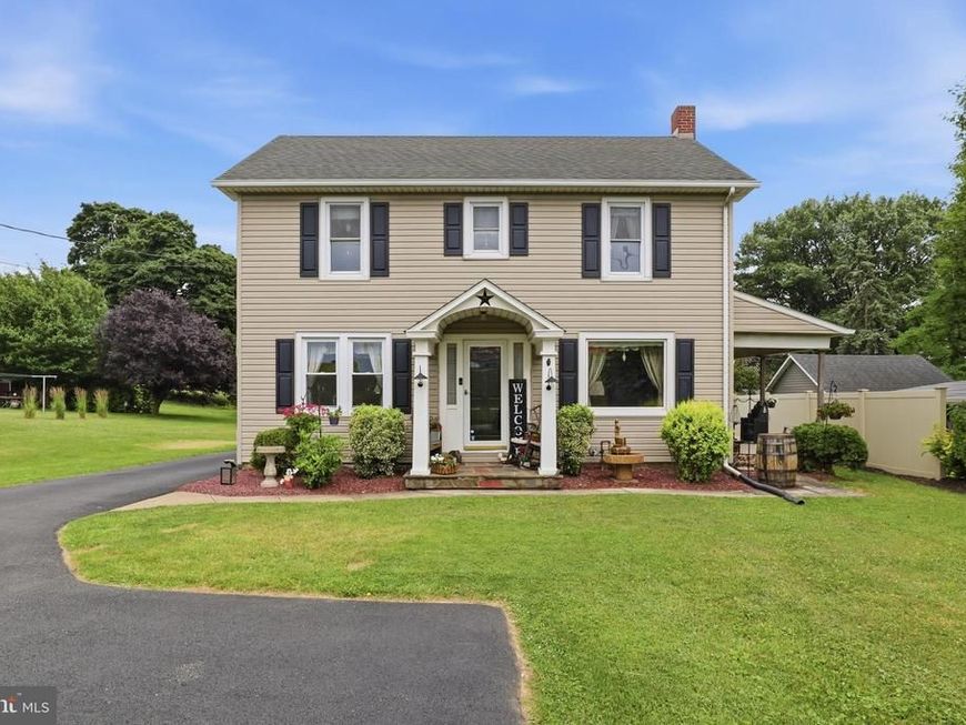 418 E Broadway, Red Lion, PA 17356 Main Photo