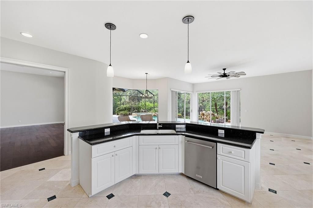 25820 Creekbend Dr, Bonita Springs, FL 34135 Photo