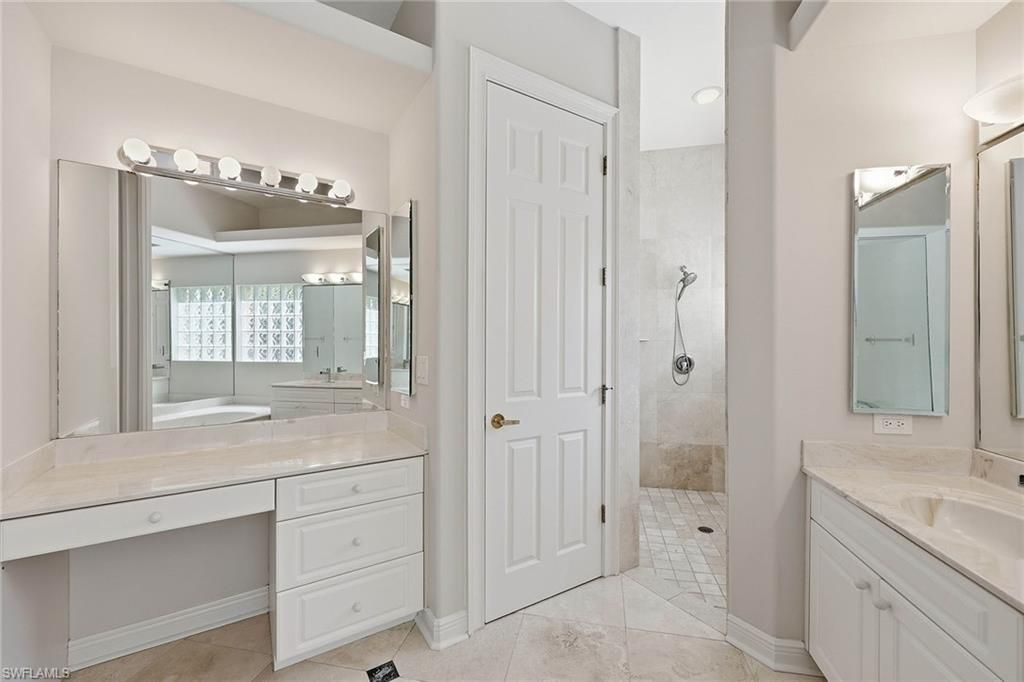 25820 Creekbend Dr, Bonita Springs, FL 34135 Photo