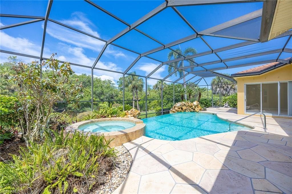 25820 Creekbend Dr, Bonita Springs, FL 34135 Photo