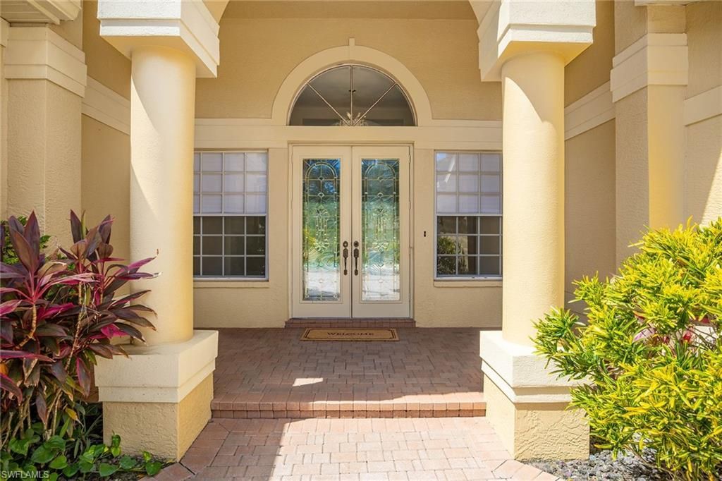 25820 Creekbend Dr, Bonita Springs, FL 34135 Photo