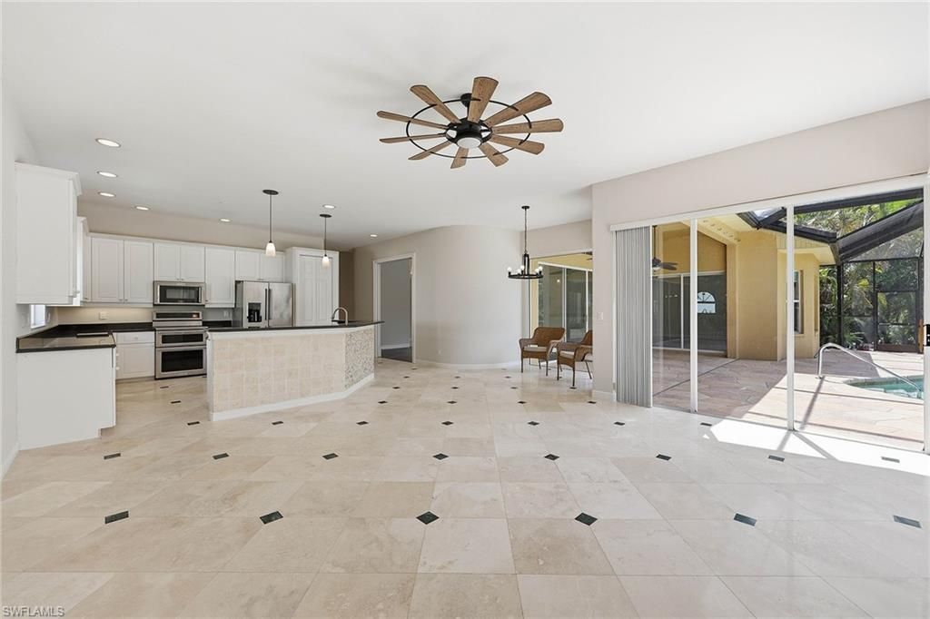 25820 Creekbend Dr, Bonita Springs, FL 34135 Photo