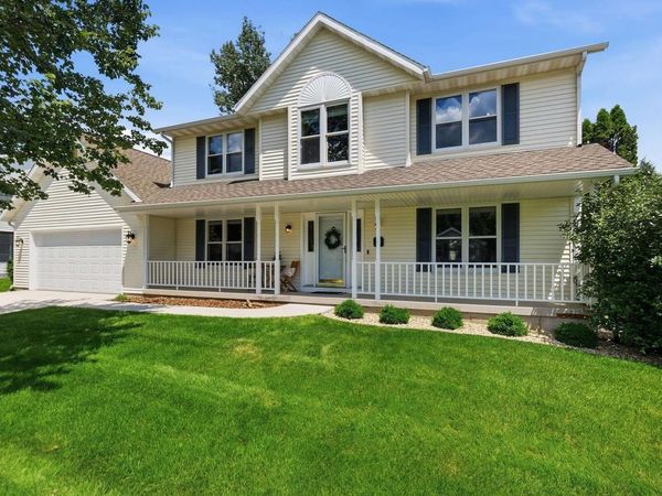 909 Bristol Court, Stoughton, WI 53589