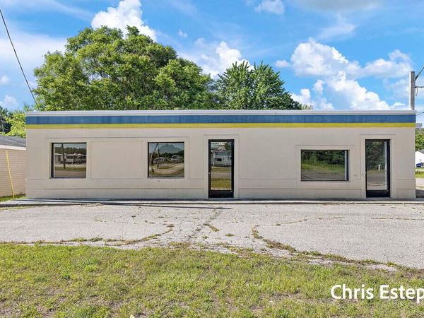 4319 E Apple Avenue, Muskegon, MI 49442