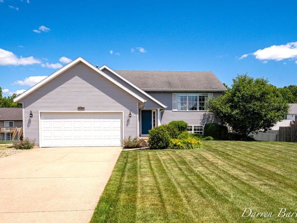 7904 Westside Drive, Hudsonville, MI 49426