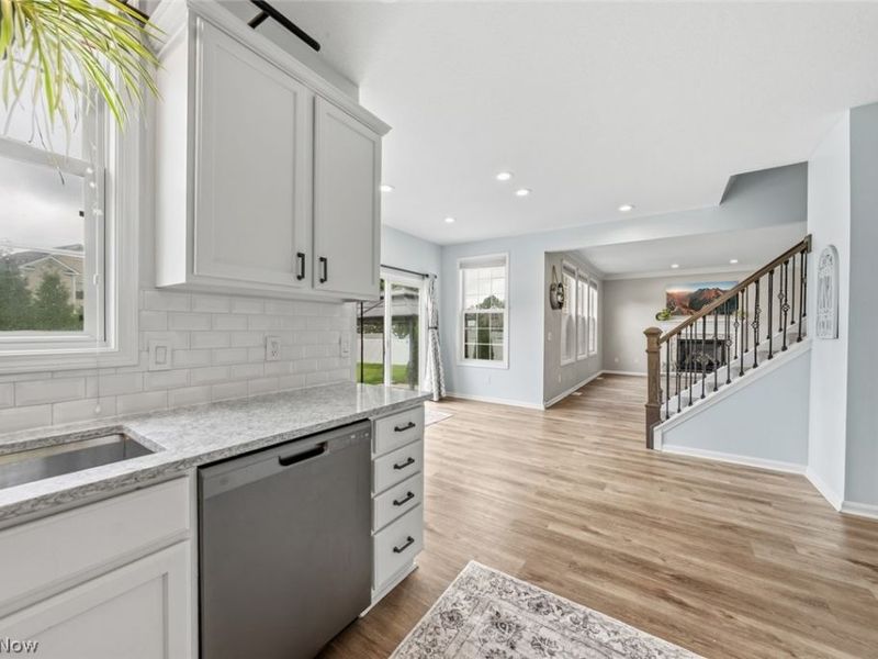 9387 Victoria Lane, North Ridgeville, OH 44039 Photo 13
