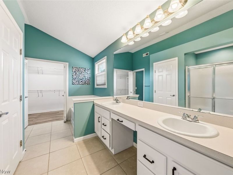 9387 Victoria Lane, North Ridgeville, OH 44039 Photo 20
