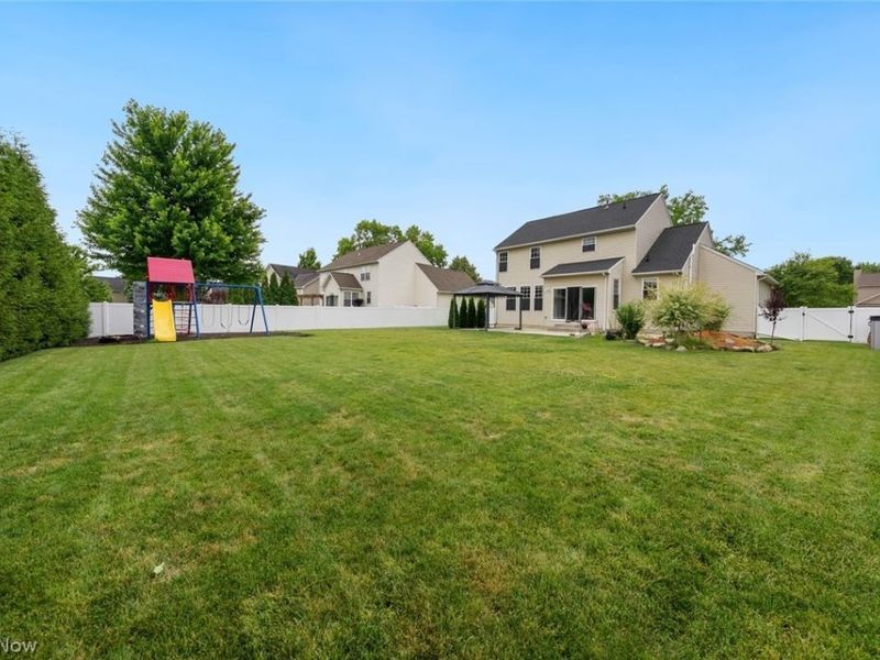 9387 Victoria Lane, North Ridgeville, OH 44039 Photo 43