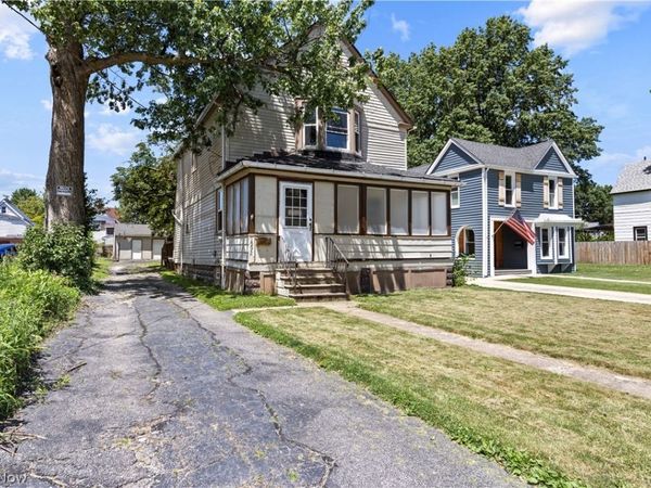 1592 Newman Avenue , Lakewood, OH 44107
