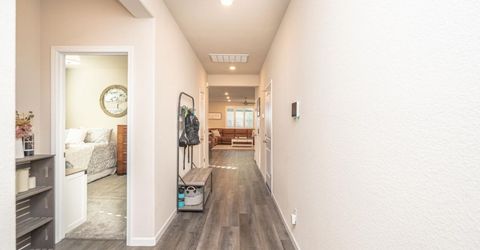 2811 Boxcar Dr, Rocklin, CA 95765 Photo
