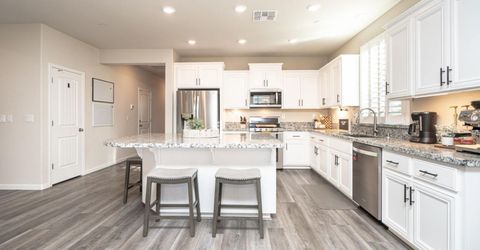 2811 Boxcar Dr, Rocklin, CA 95765 Photo