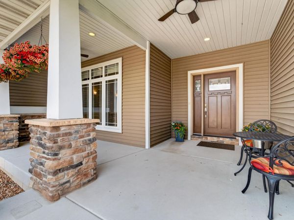 280 Drumlin Circle, Oregon, WI 53575