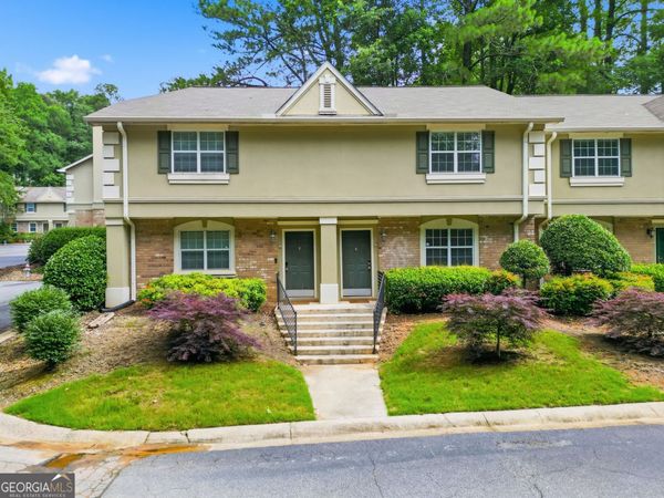 6900 Roswell Road, Unit L2, Sandy Springs, GA 30328