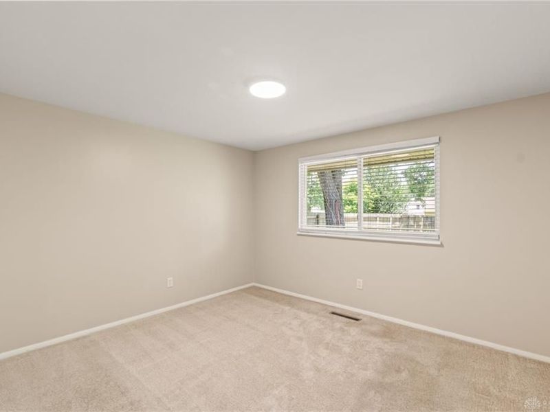 6515 Lemans Lane, Huber Heights, OH 45424 Photo 23