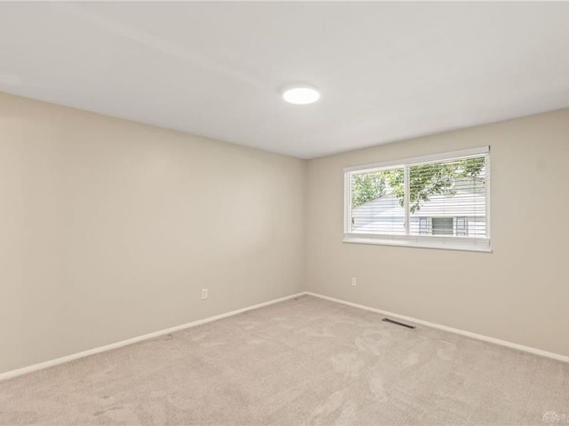 6515 Lemans Lane, Huber Heights, OH 45424 Photo 25