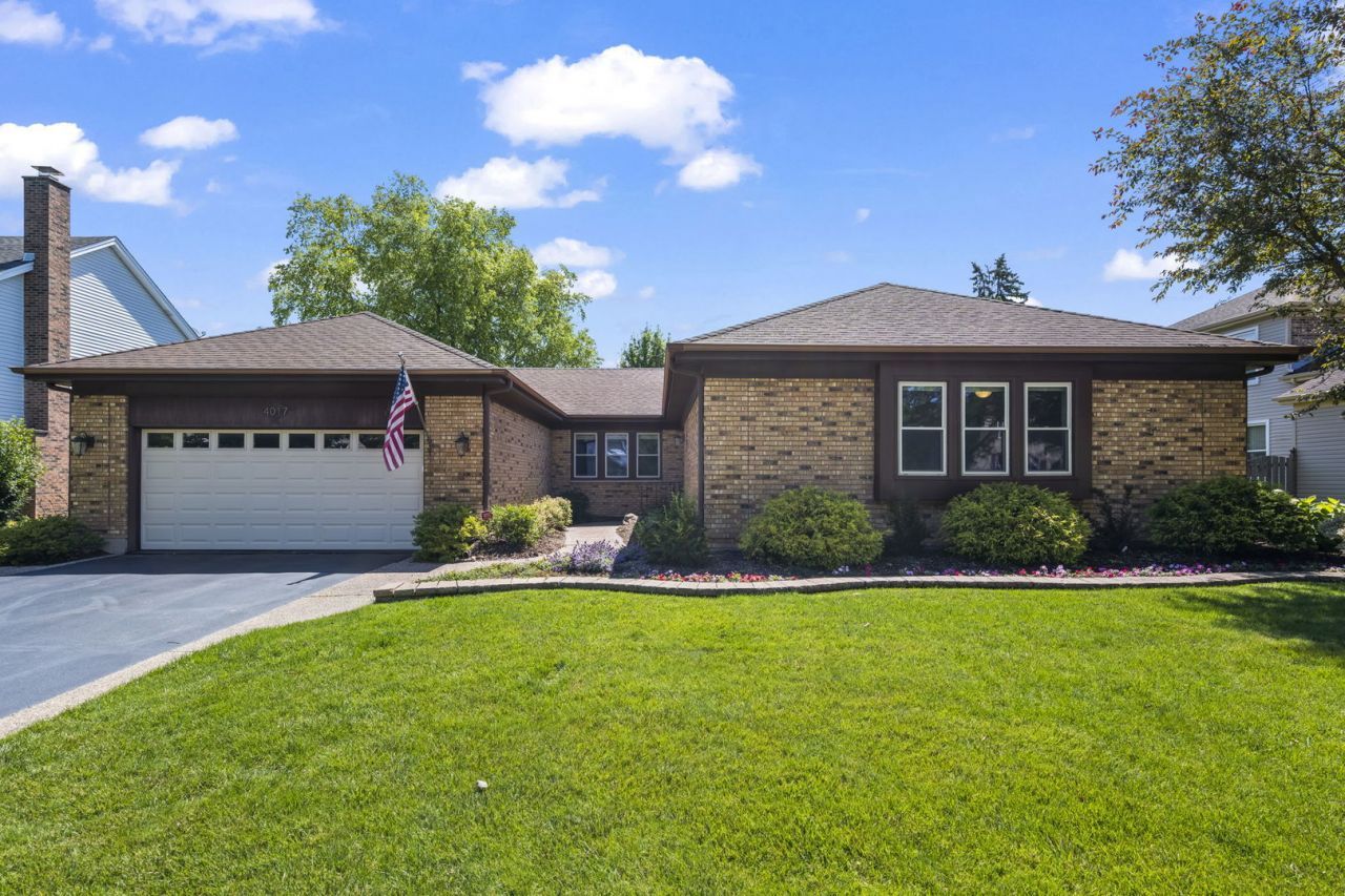 4017 N Walnut Avenue, Arlington Heights, IL 60004 Main Photo