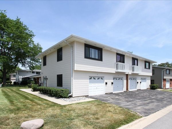 123 Fairlane Court , Unit A, Bloomingdale, IL 60108