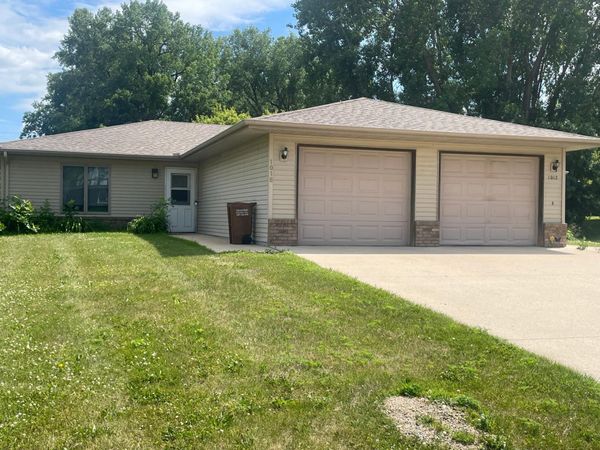1012-1018 Wealthy Street , Albert Lea, MN 56007