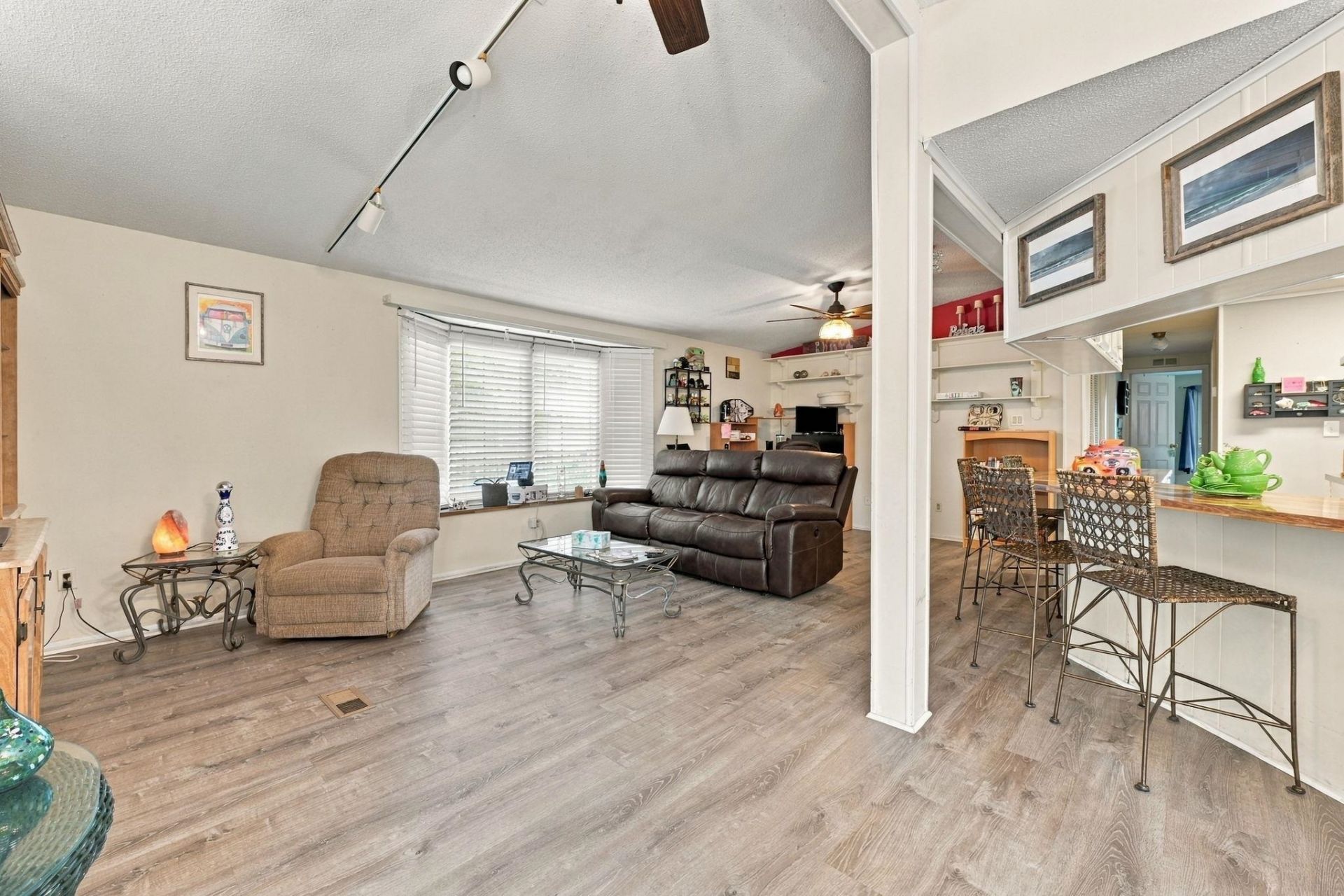 440 Meadowlark Dr. Photo 13