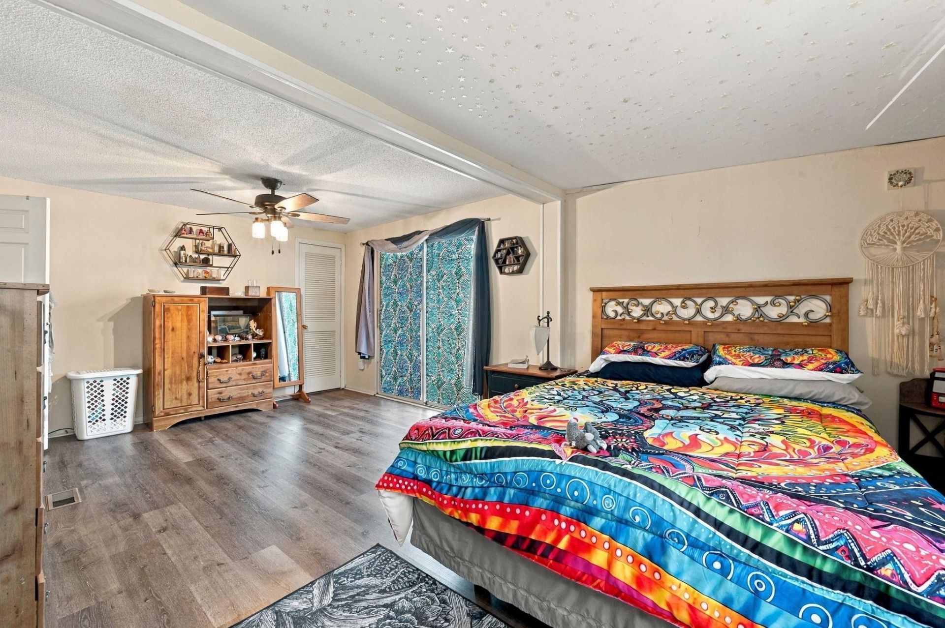 440 Meadowlark Dr. Photo 17