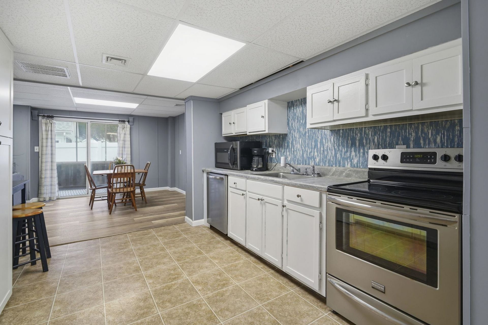440 Meadowlark Dr. Photo 32