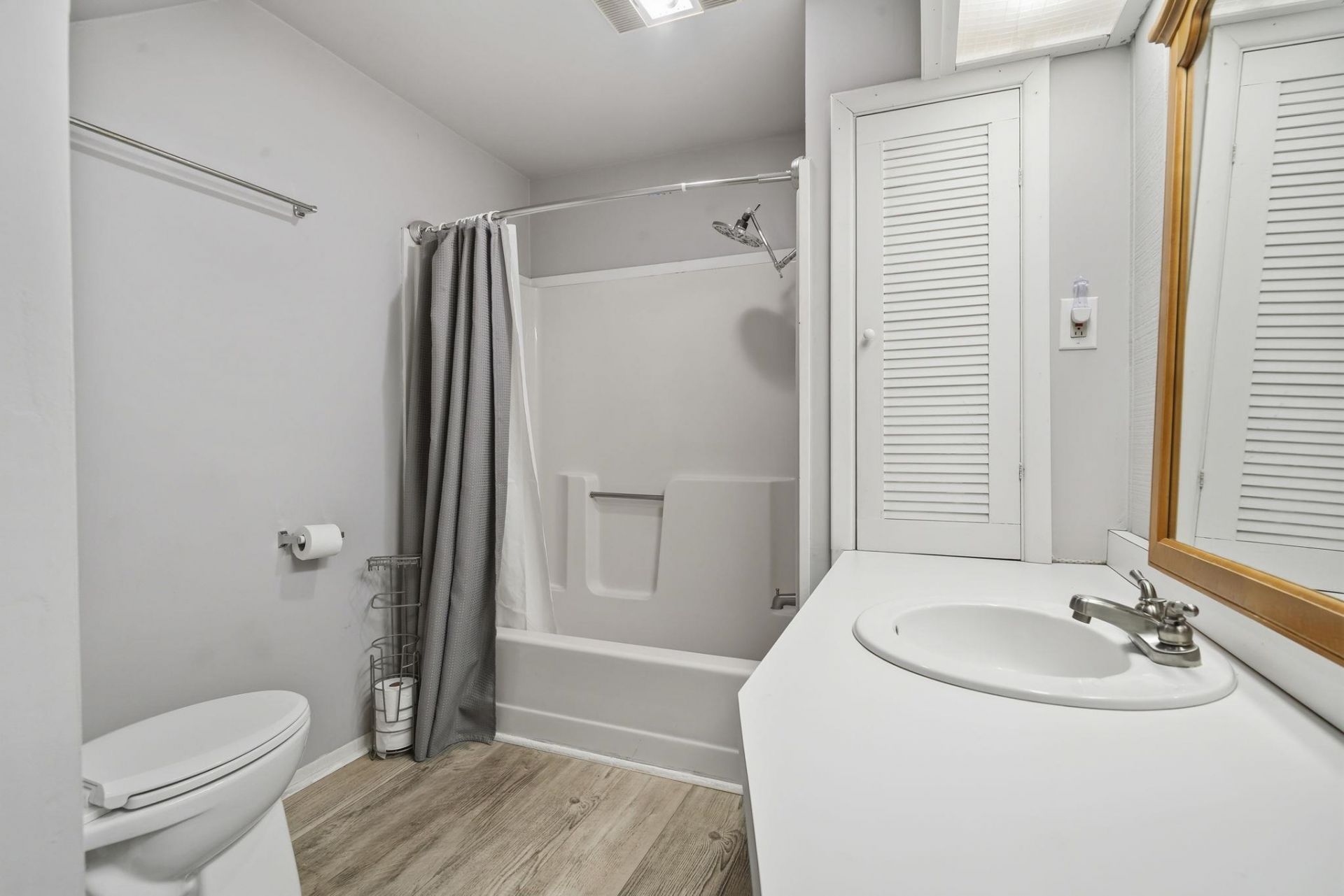 440 Meadowlark Dr. Photo 36