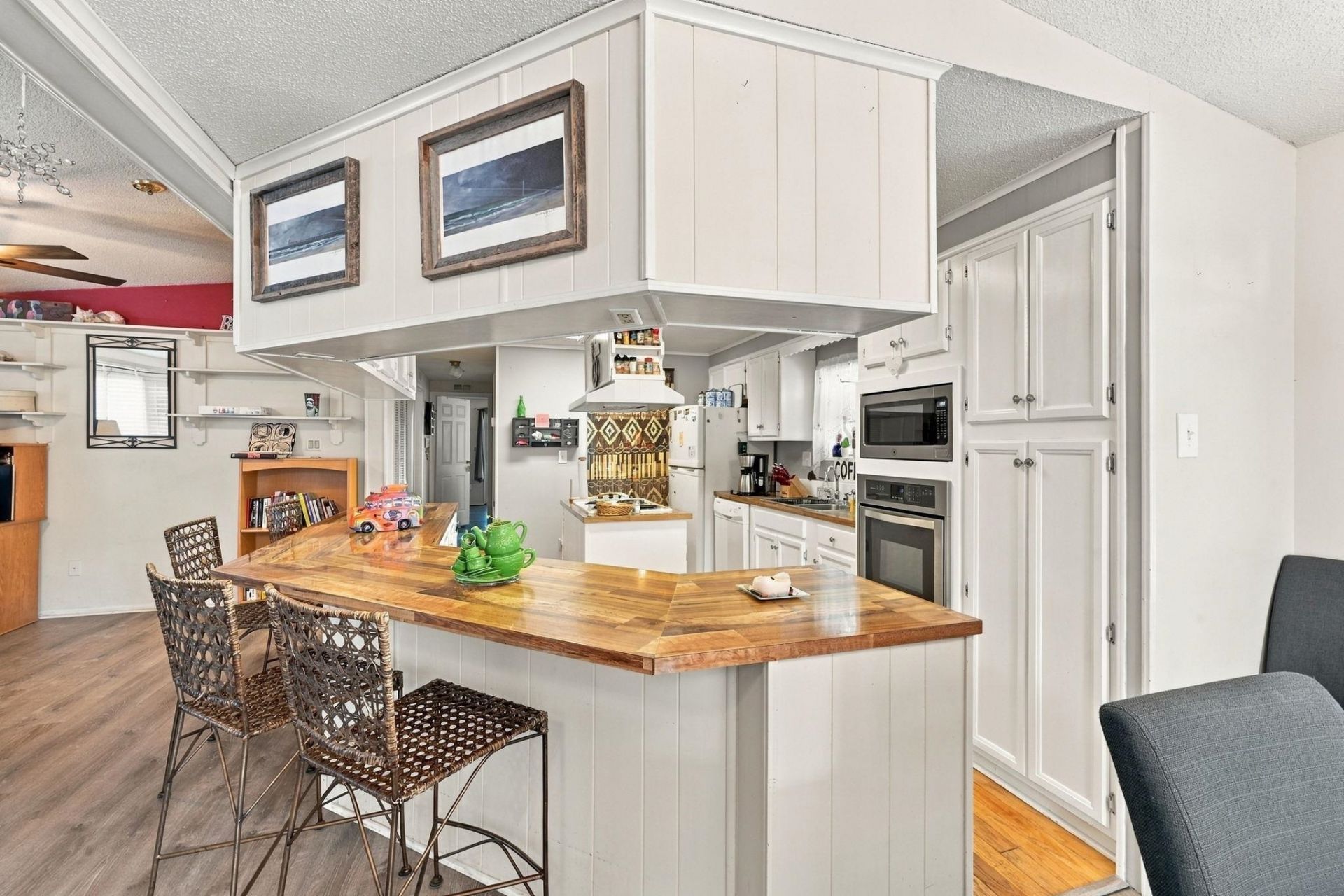 440 Meadowlark Dr. Photo 8
