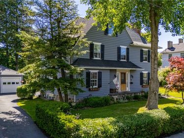 99 Hubbell Street, Canandaigua, NY 14424