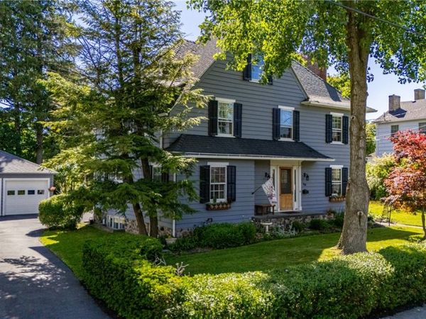 99 Hubbell Street , Canandaigua, NY 14424