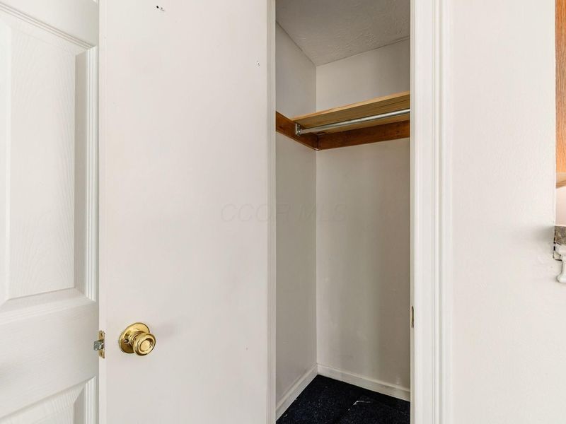 3238 Summertime Court, Unit 14, Columbus, OH 43221 Photo 7