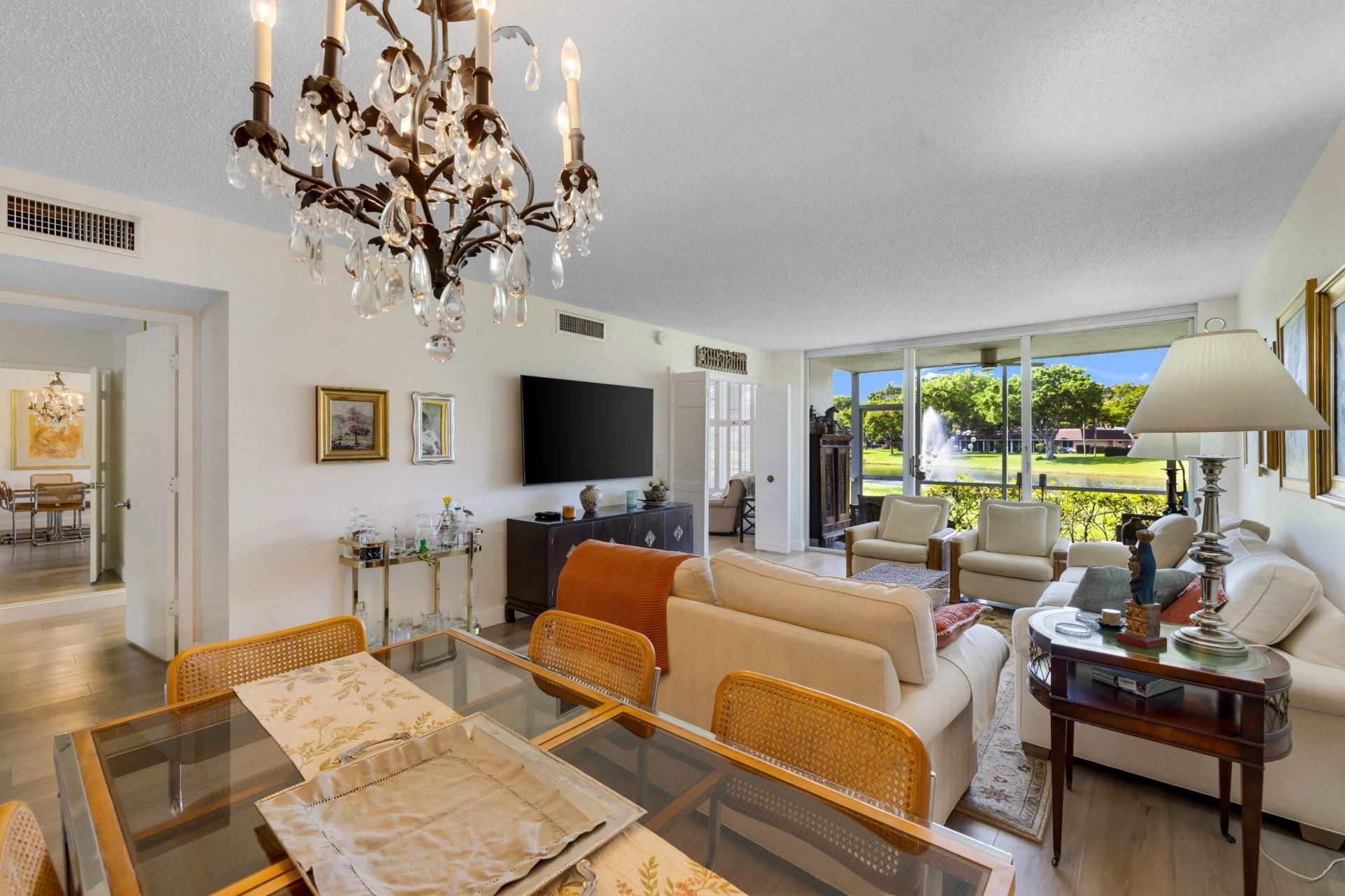 3621 Oaks Clubhouse Dr. Drive, Unit 104, Pompano Beach, FL 33069 Photo