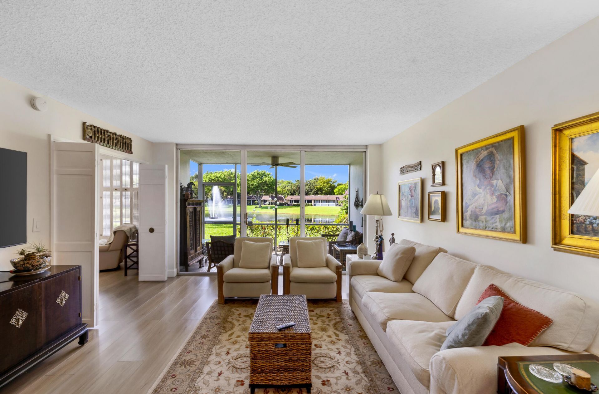 3621 Oaks Clubhouse Dr. Drive, Unit 104, Pompano Beach, FL 33069 Photo