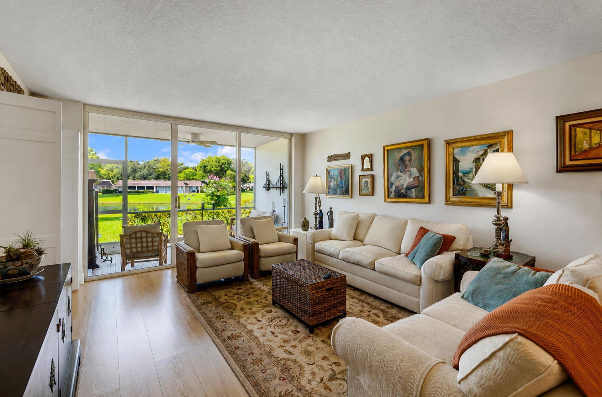 3621 Oaks Clubhouse Dr. Drive, Unit 104, Pompano Beach, FL 33069 Photo
