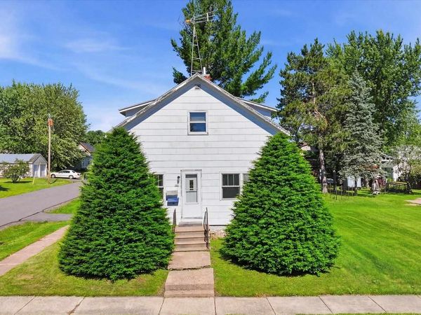 400 N VINE AVENUE, Marshfield, WI 54449