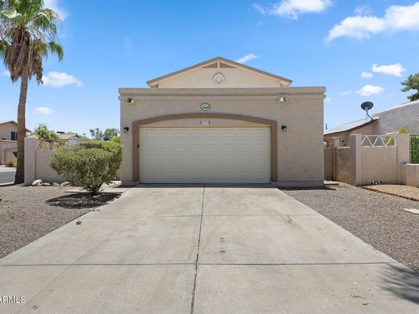 4055 E CAMINO Street, Mesa, AZ 85205