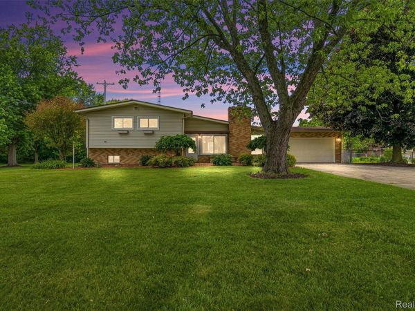 5120 Hillcrest Circle, Genesee Township, Mi 48506