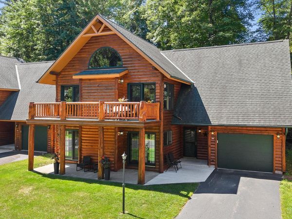 55 Bowman Road, Unit 323, Wisconsin Dells, WI 53965
