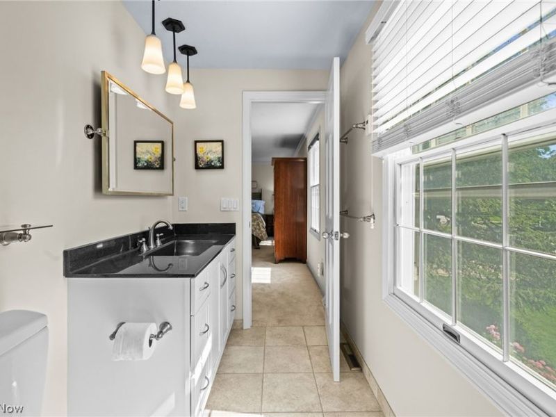 560 Marvis Drive, Bay Village, OH 44140 Photo 24