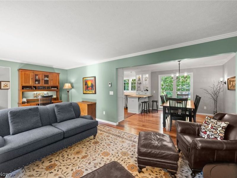 560 Marvis Drive, Bay Village, OH 44140 Photo 5