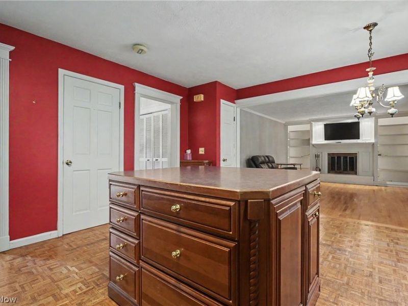 2692 Foxwood Drive, Akron, OH 44333 Photo 10