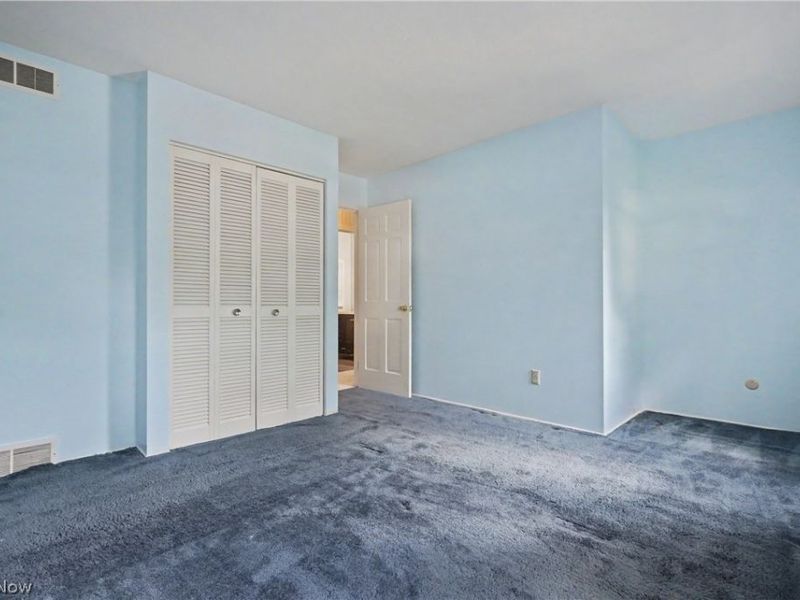 2692 Foxwood Drive, Akron, OH 44333 Photo 33