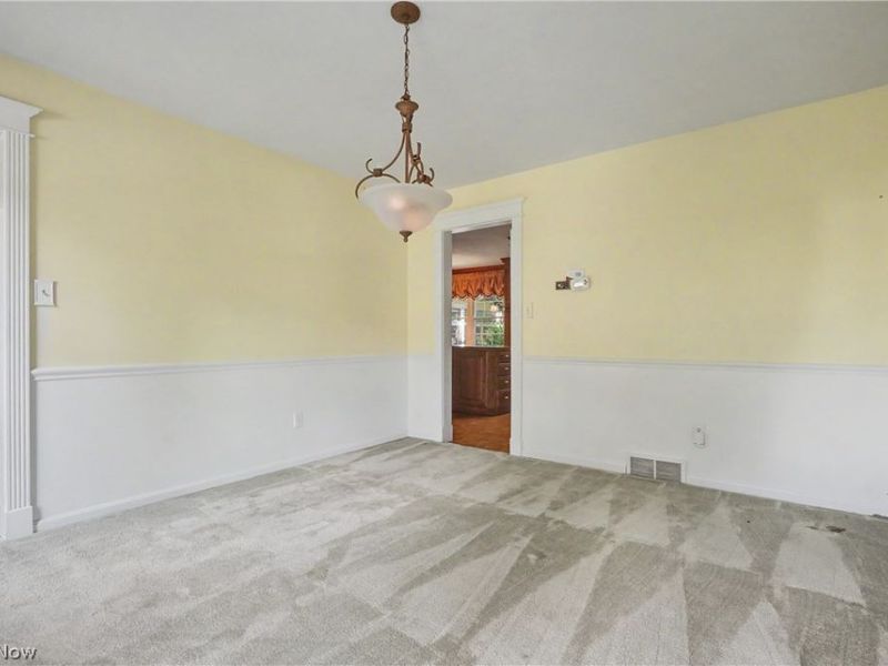 2692 Foxwood Drive, Akron, OH 44333 Photo 6