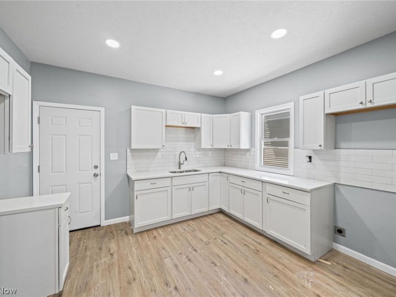 3925 Riverside Avenue, Cleveland, OH 44109 Photo 11